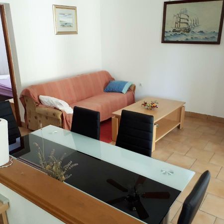 Apartman Fox 피로바츠 외부 사진